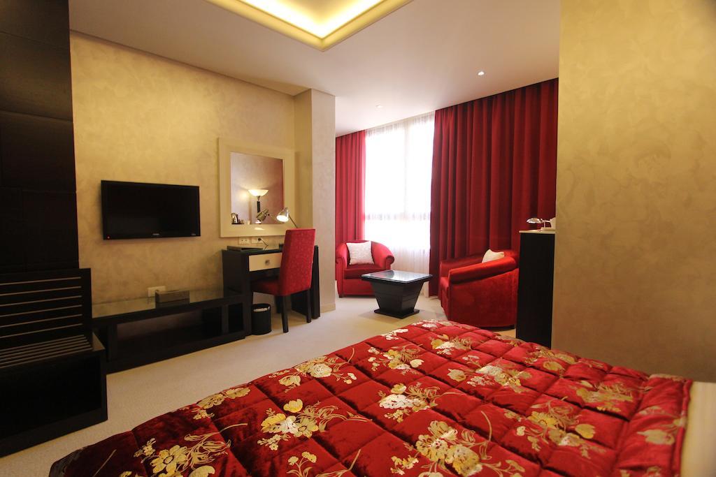 Elite Hotel & Spa Бейрут Экстерьер фото
